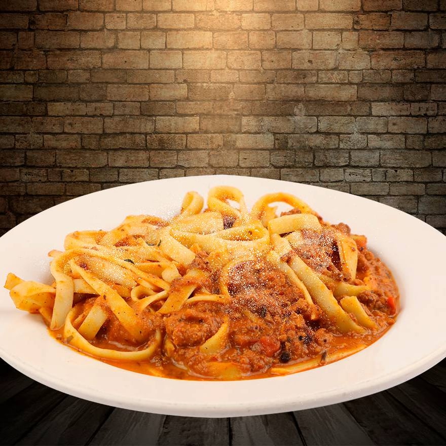 Fetuccini A La Bolognesa Media Orden C