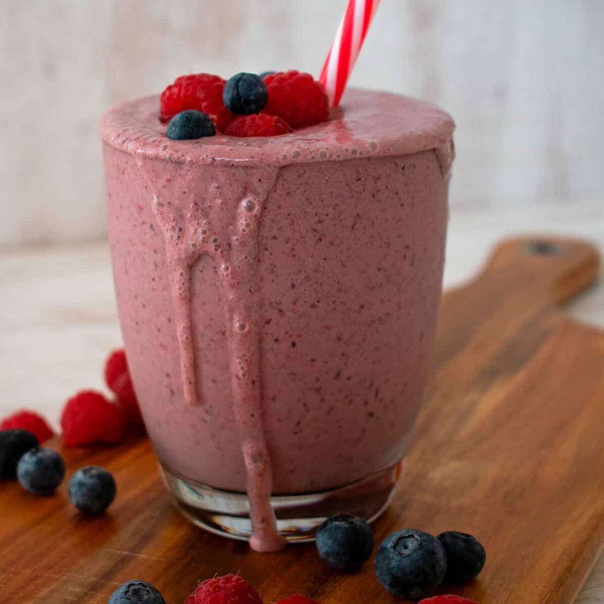 LICUADO DE FRUTOS ROJOS 1 LITRO