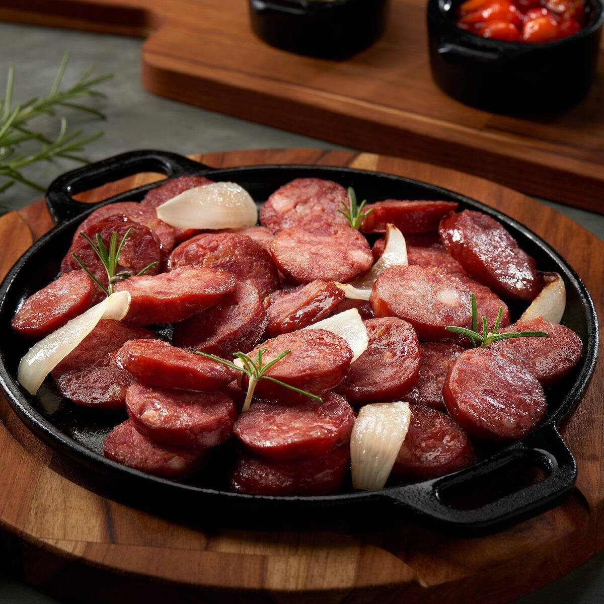 Acompanhamento: (Farofa e vinagrete)