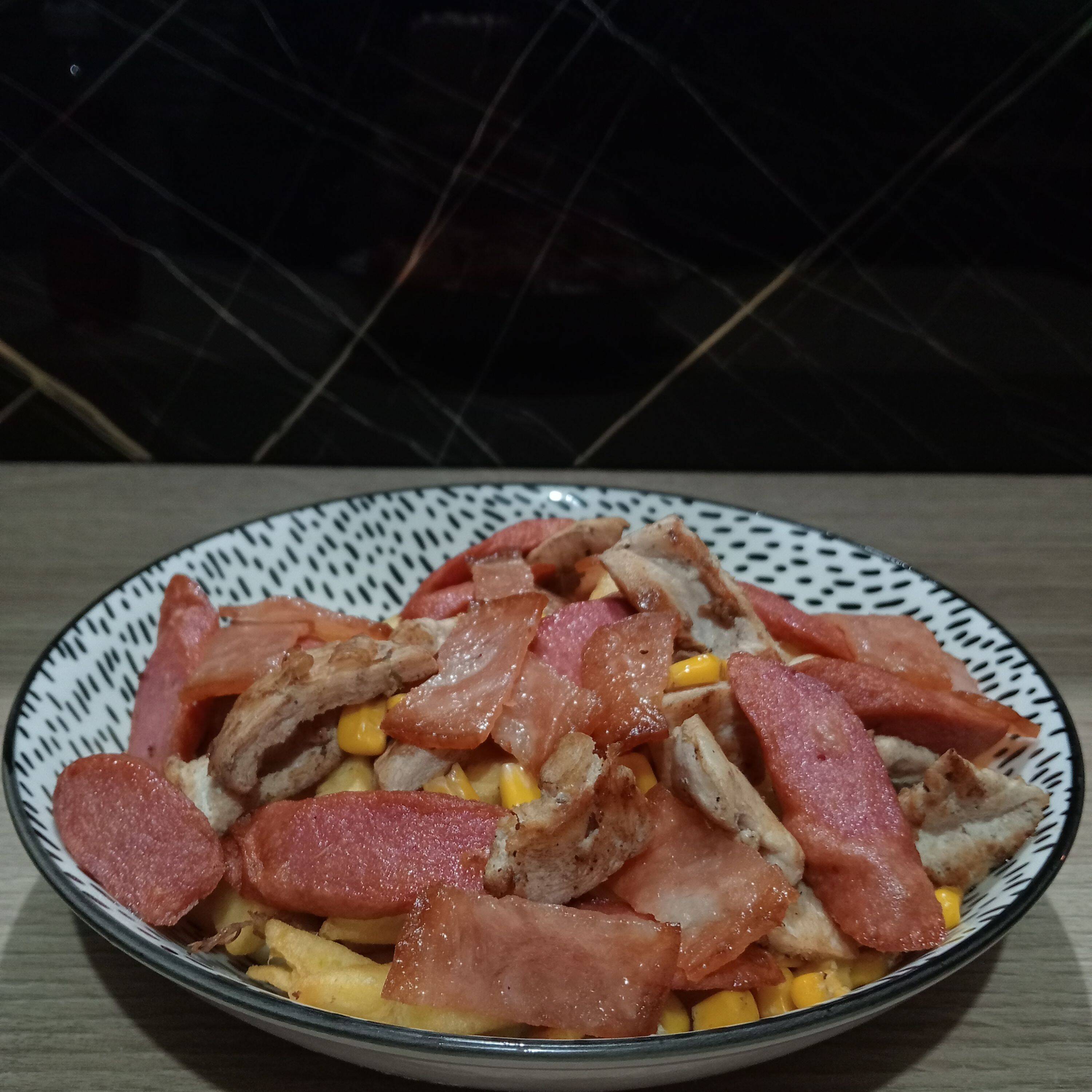 Salchipapa de Pollo