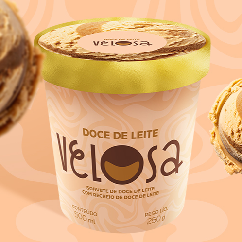 Sorvete de doce de leite cremoso repleto de doce de leite puro para ficar ainda mais perfeito.