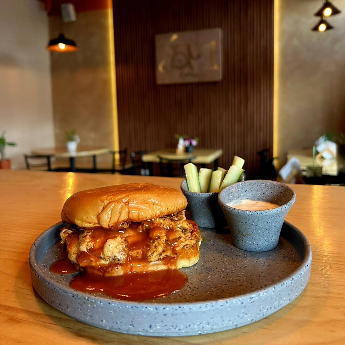 Sándwich Pollo Búfalo