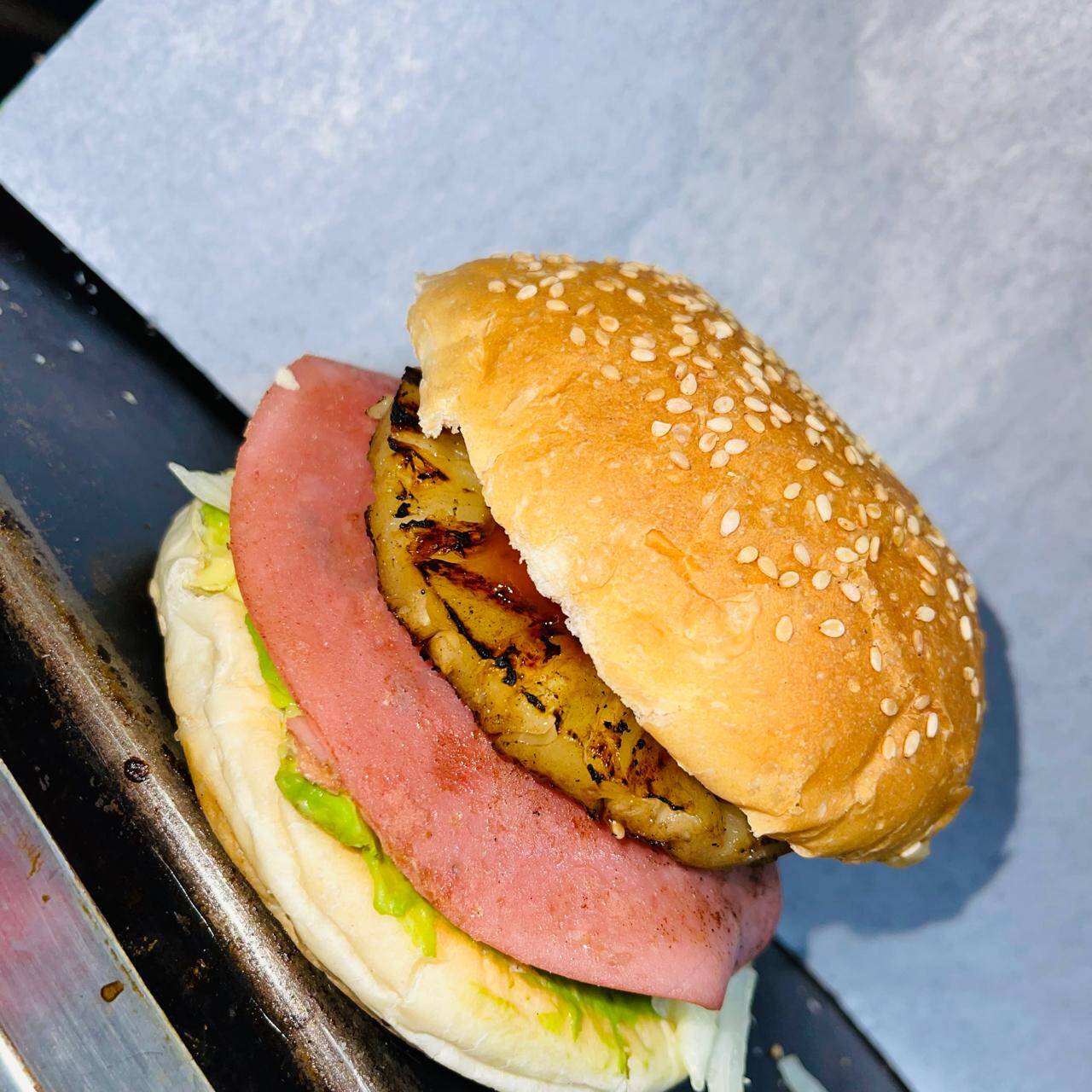Hamburguesa Hawaiana