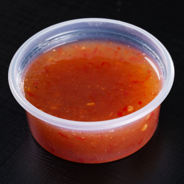 Delicioso molho artesanal, feito com a receita exclusiva York, pimenta dedo de moça com um toque adocicado, a combinação perfeita para seu frango no balde.