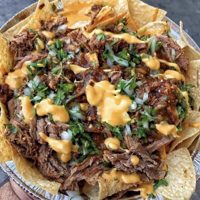 Nachos con asada