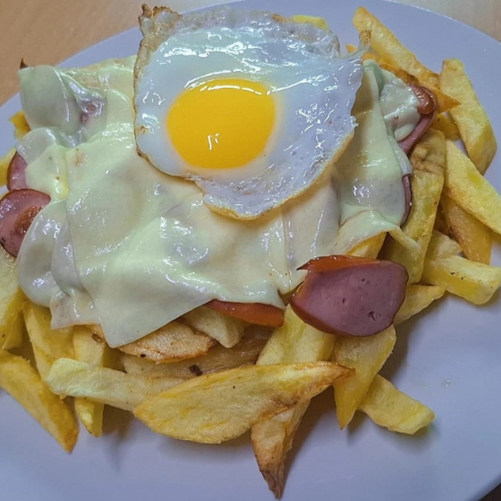 Salchipapa Papi Royal
