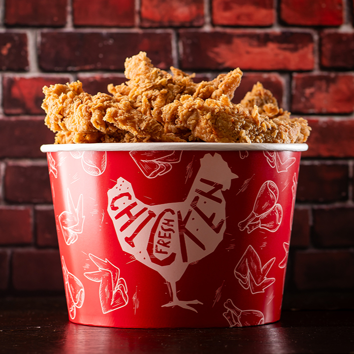 Baldão grande com 15 pedaços de Filé Crocante por fora e suculentos por dentro, acompanhado de 1 molho. Experimente essa combinação perfeita para sua refeição (serve de 3 a 4 pessoas). Leve grátis 1 molho a sua escolha.