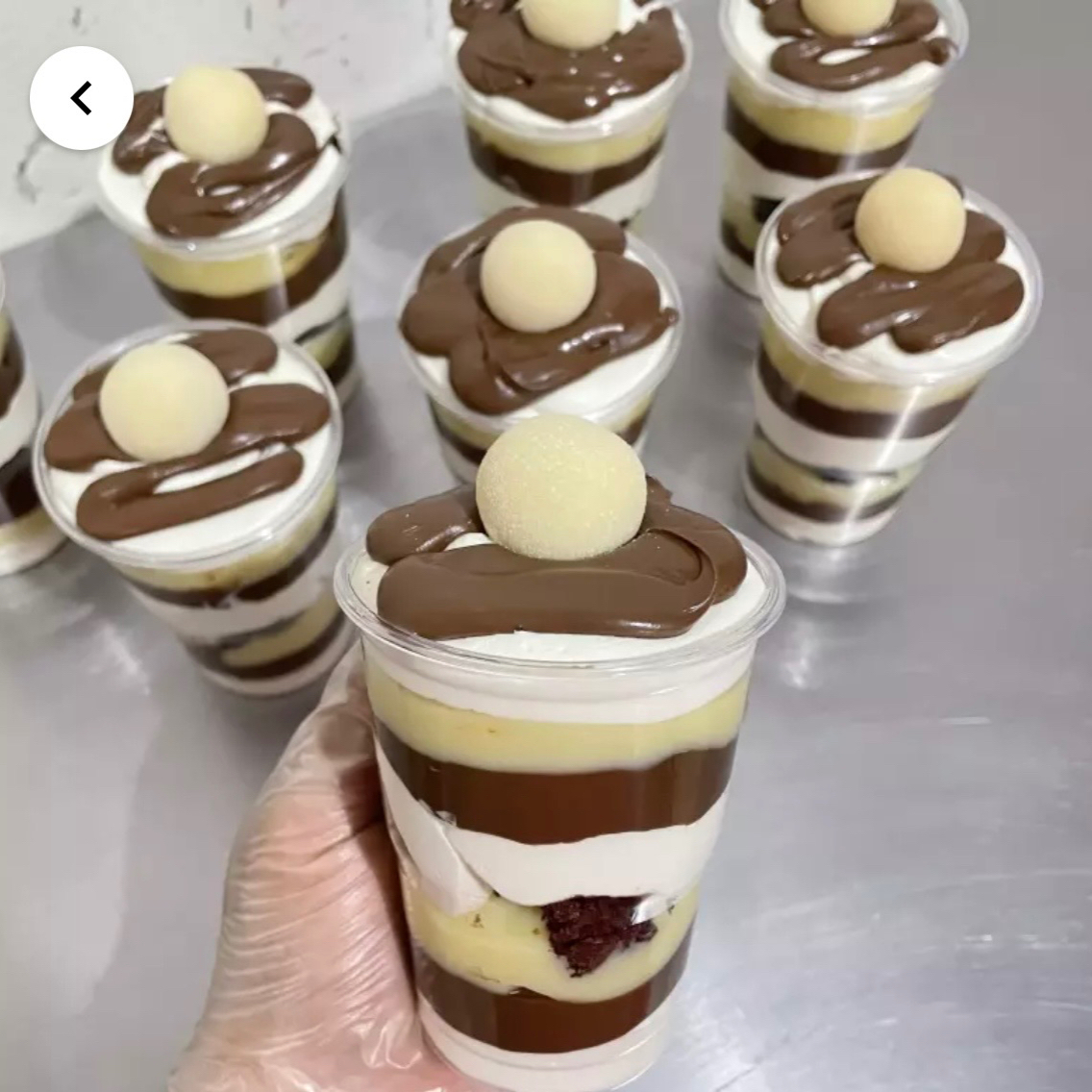 Creme de ninho, com brigadeiro cremoso de ninho, Nutella e pedaços de brownie.