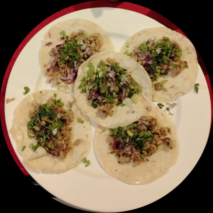 5 TACOS DE BARBACOA DE RES