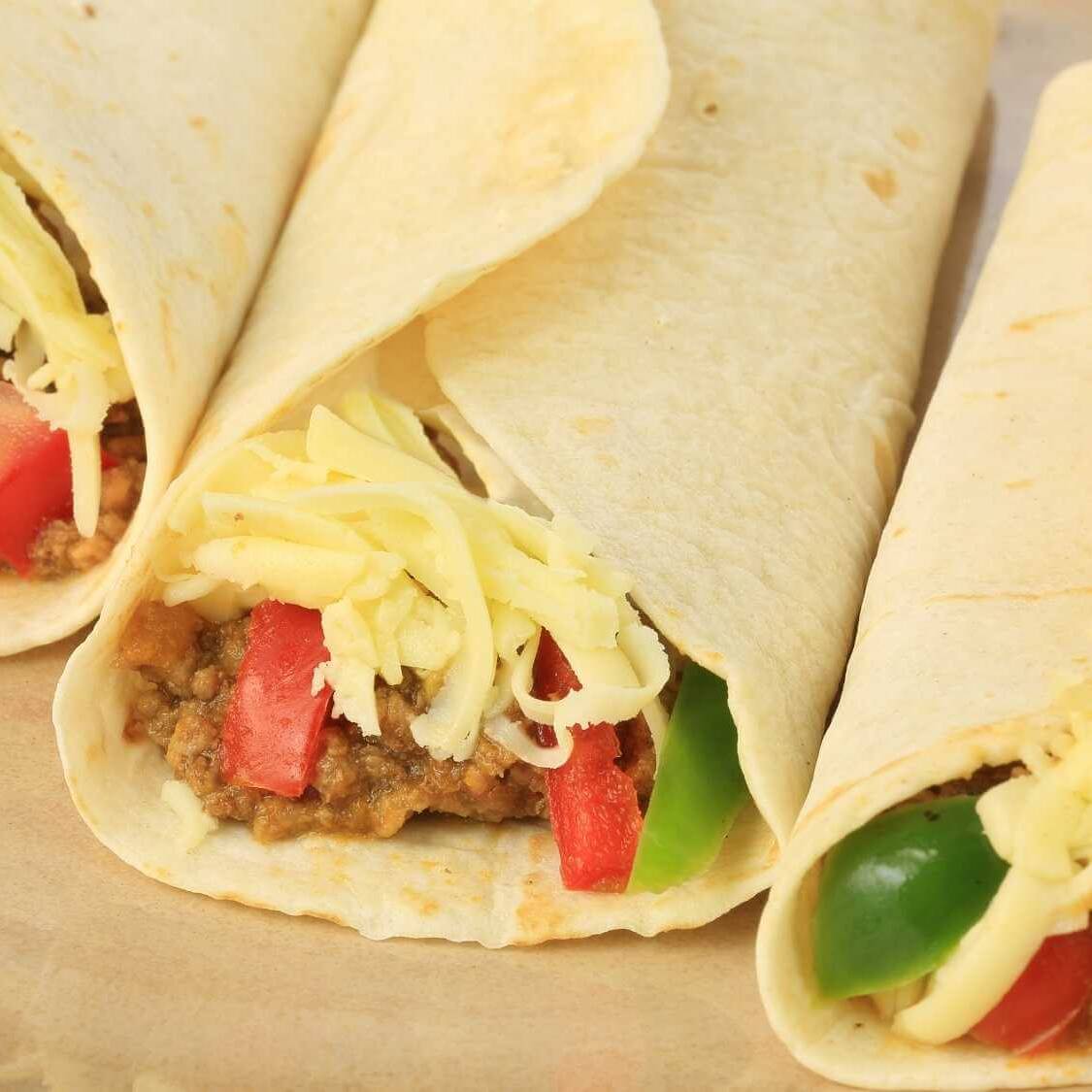 Burrito de Papas a la Mexicana y Queso.