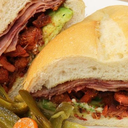 Torta de Carne Enchilada