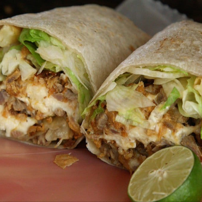 BURRITO GIGANTE DE PECHUGA DE POLLO