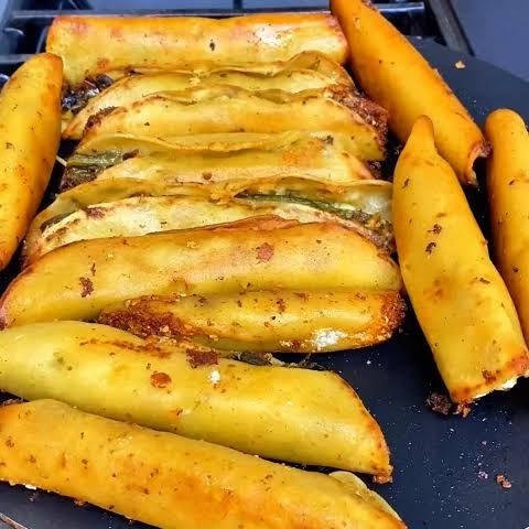 Orden tacos semi fritos adobados mix(5) + 1/2 Agua