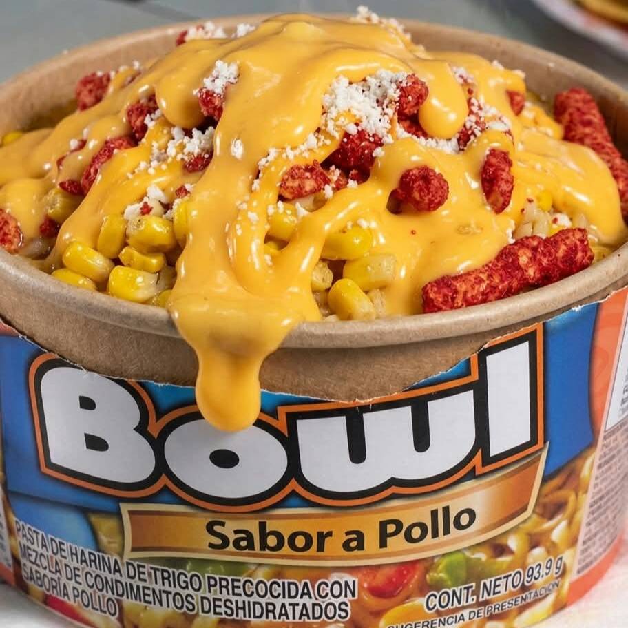 Maruchan Bowl Solo Queso y Cheetos