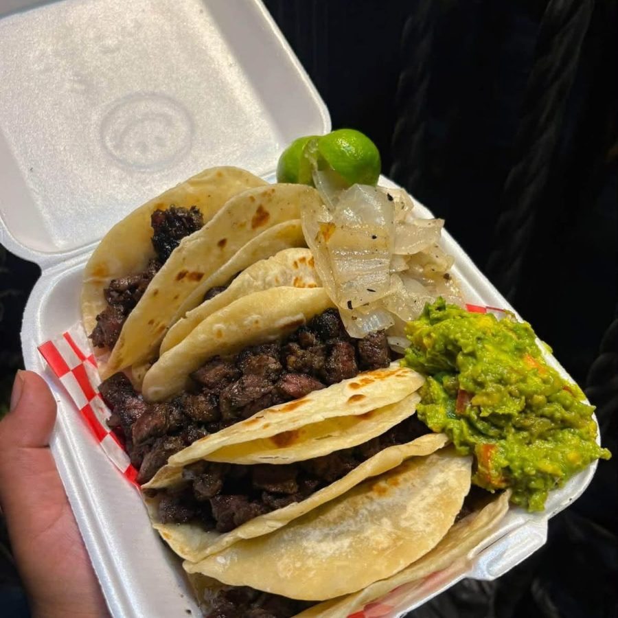 1 Taco de Carne Asada en Harina