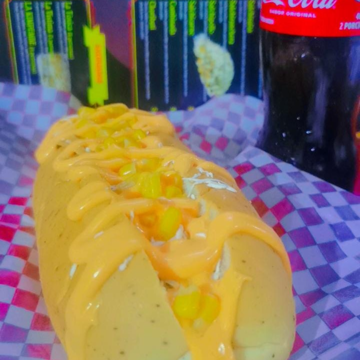 Perro TaDa Cheddar & Coca Cola 400 Ml