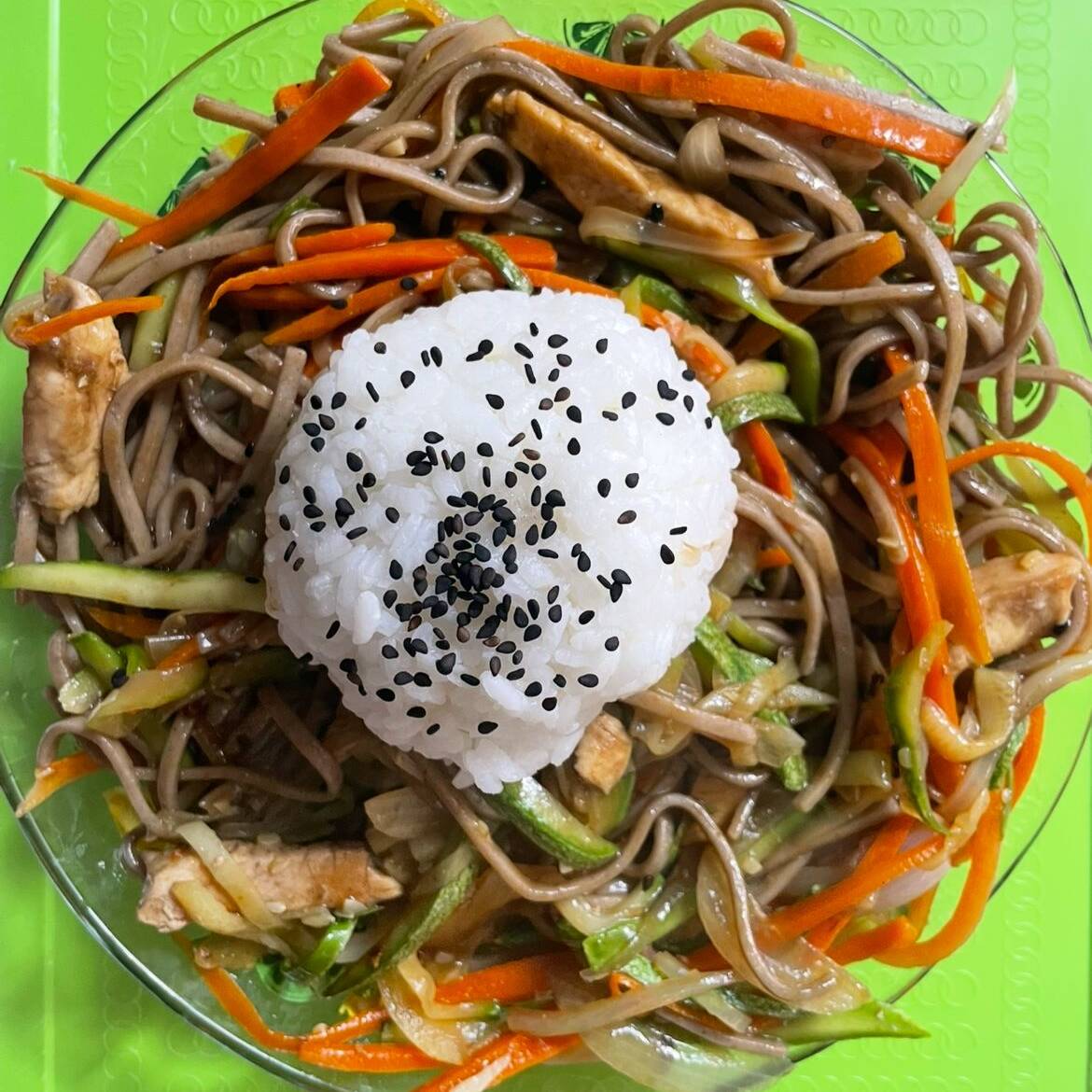 Yakisoba Pollo