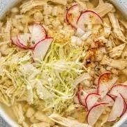Pozole Blanco de Pollo