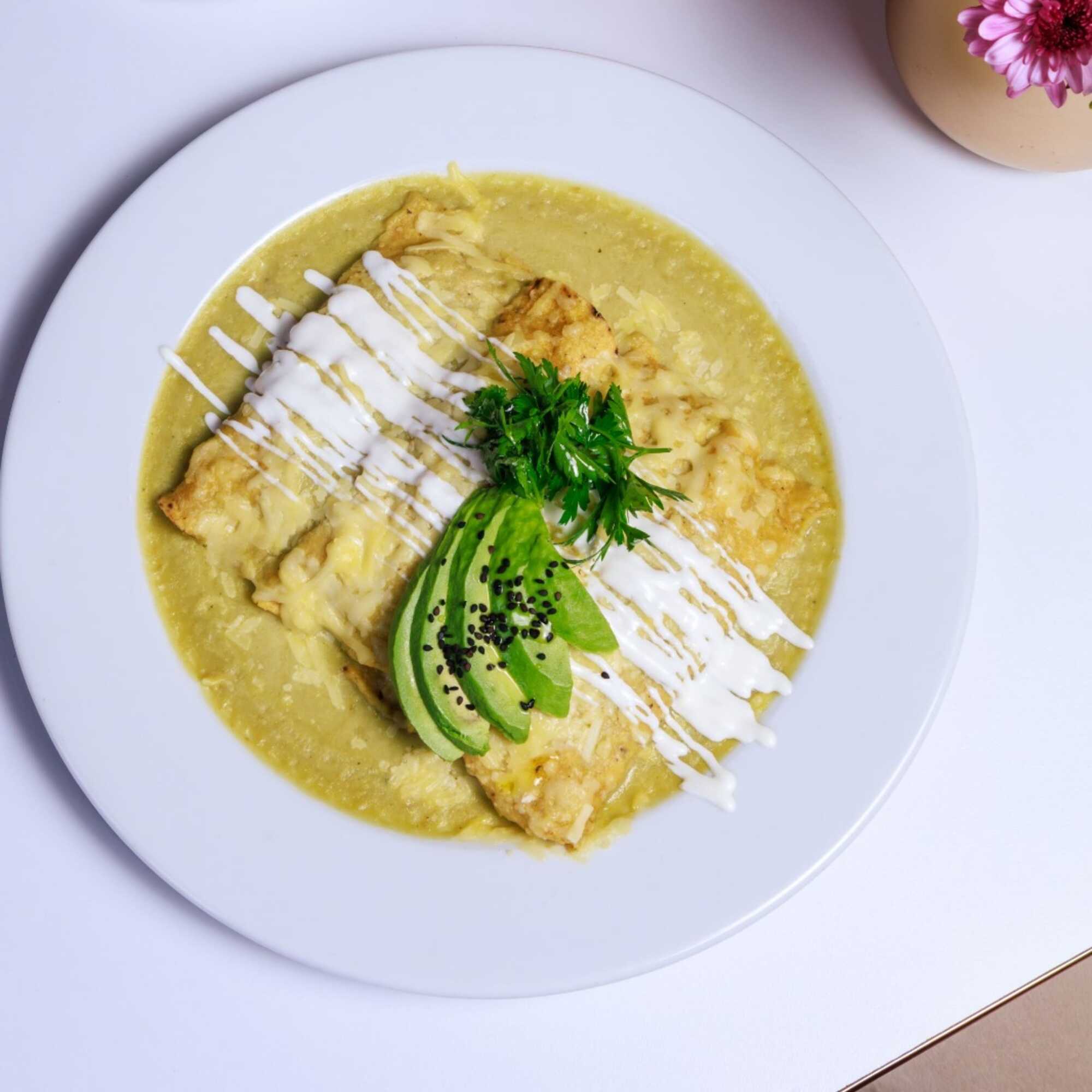 ENCHILADAS SUIZAS