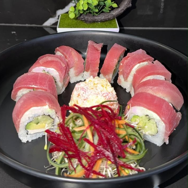 TUNA ROLL