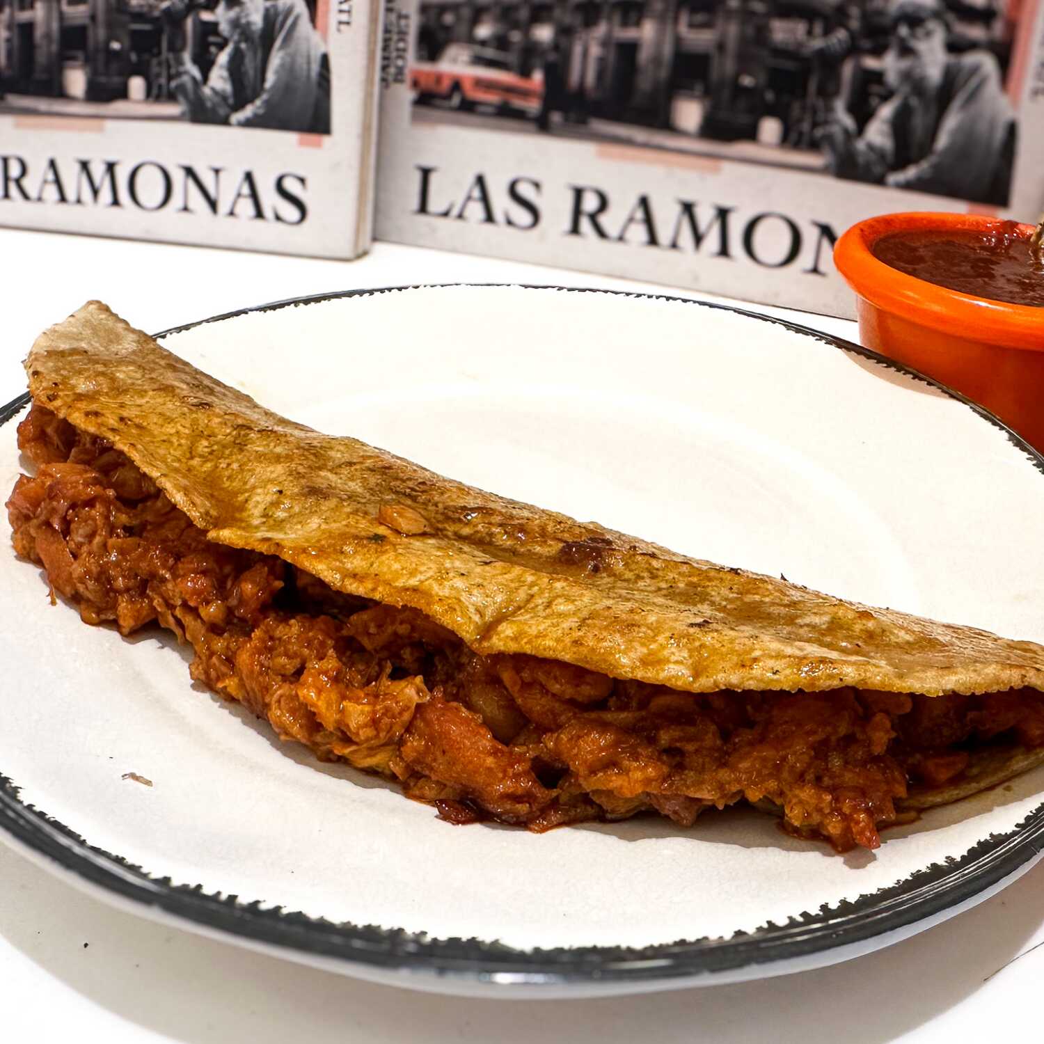 Quesadilla de Chicharrón Prensado
