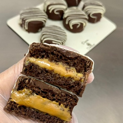 Delicioso pão de mel recheado com doce de leite ou brigadeiro (informe nas observações ou no chat)