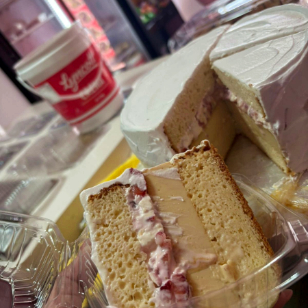 BESO DE ANGEL FRESAS CON CREMA