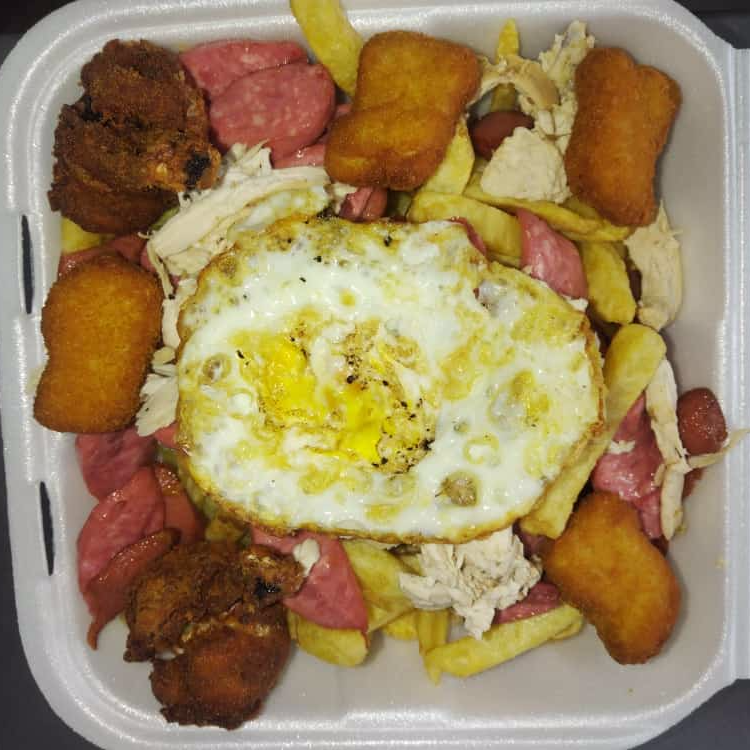 Salchipapas Don Matías