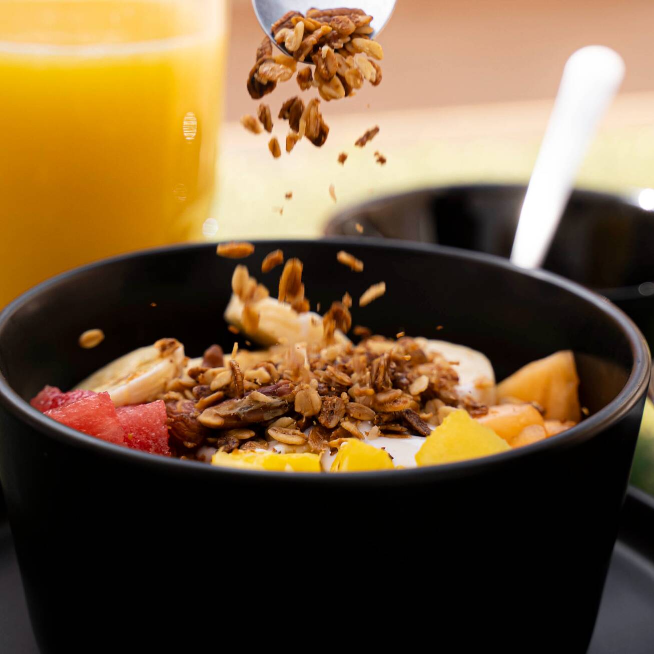 THE CROWN (COCKTAIL DE FRUTAS)