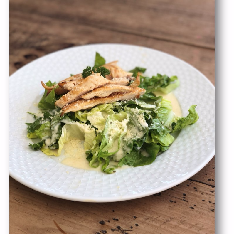 Ensalada César con Pollo