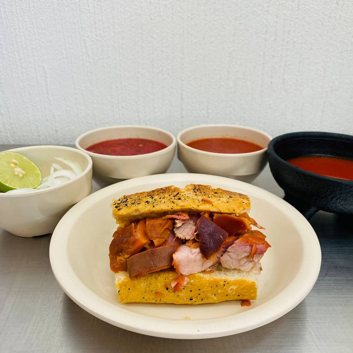 1/2 Torta Ahogada Combinada