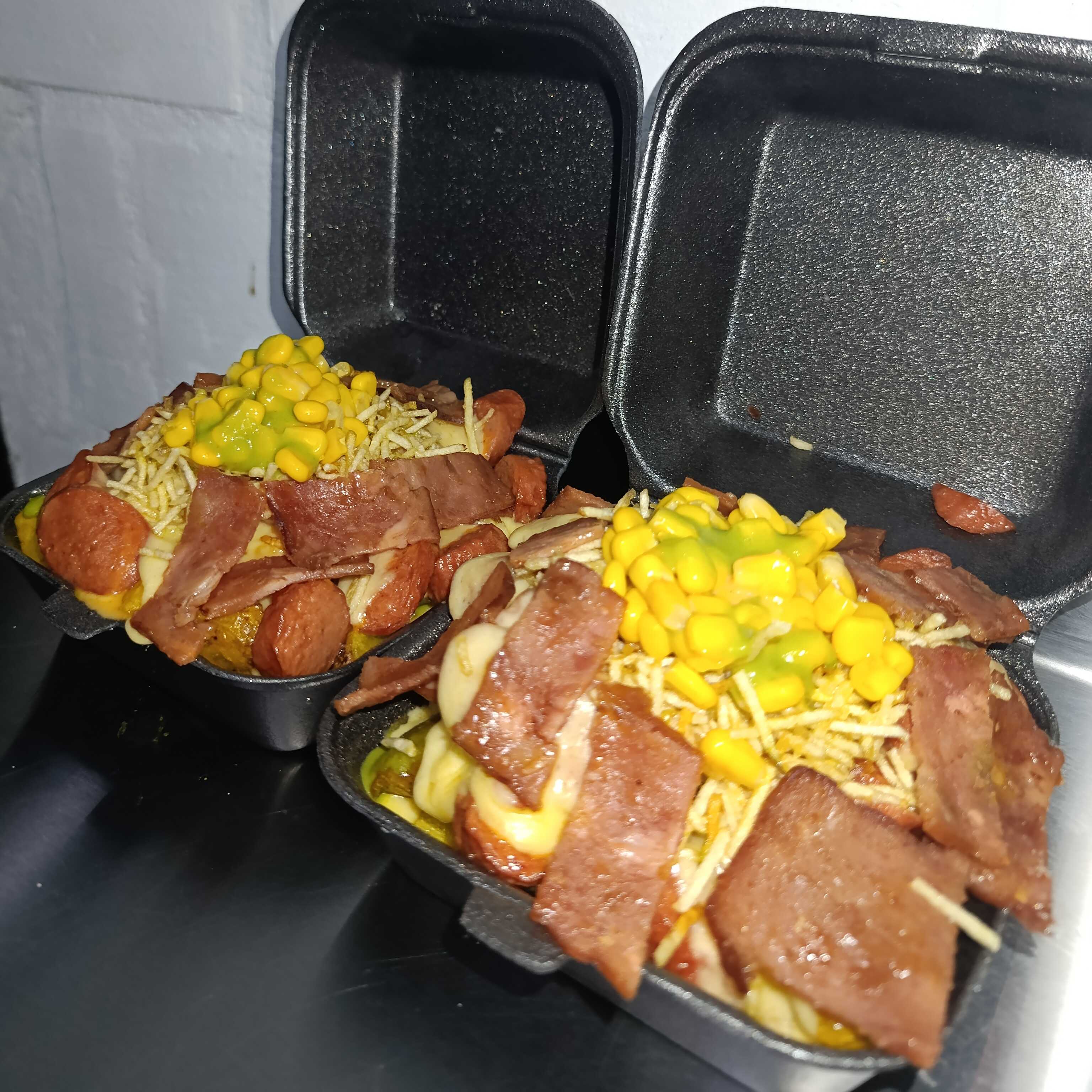 Salchipapa Salchi Queso Especial con Bebida Pers