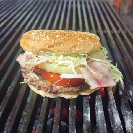 Hamburguesa Sencilla con Piña y Tocino