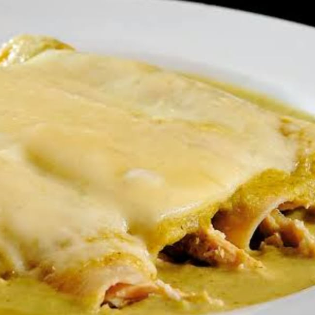 Enchiladas Verdes Gratinadas