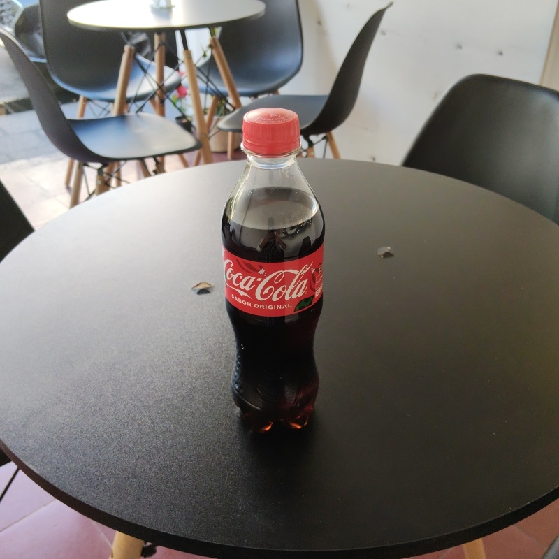 bebida CocaCola 400 ml