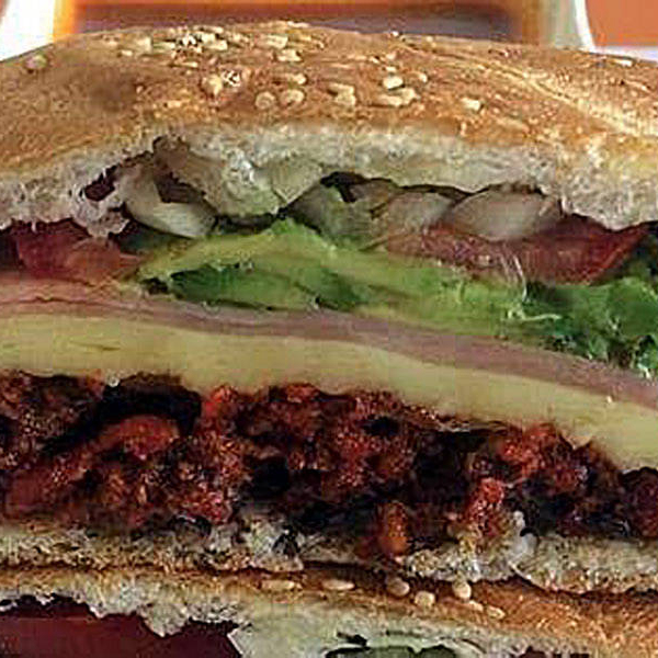 MEGATORTA DE CHORIZO