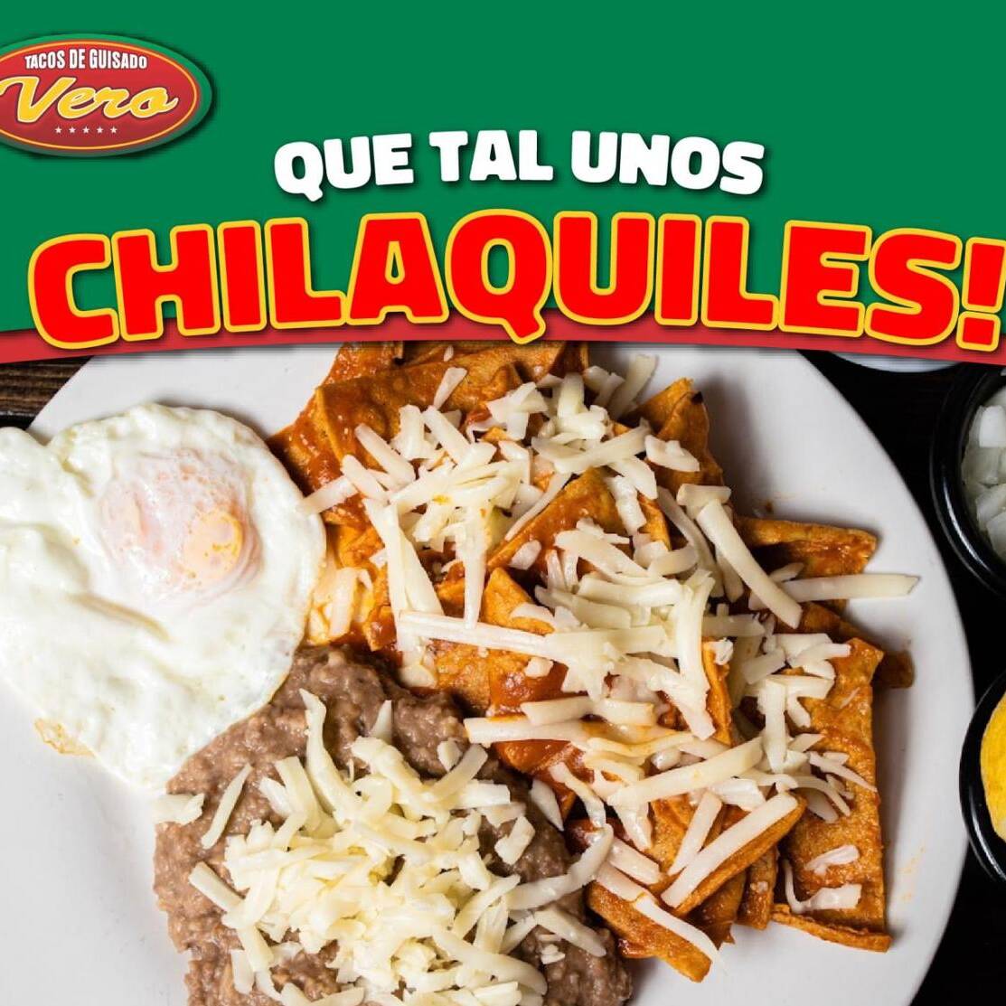 Orden de Chilaquiles Rojos