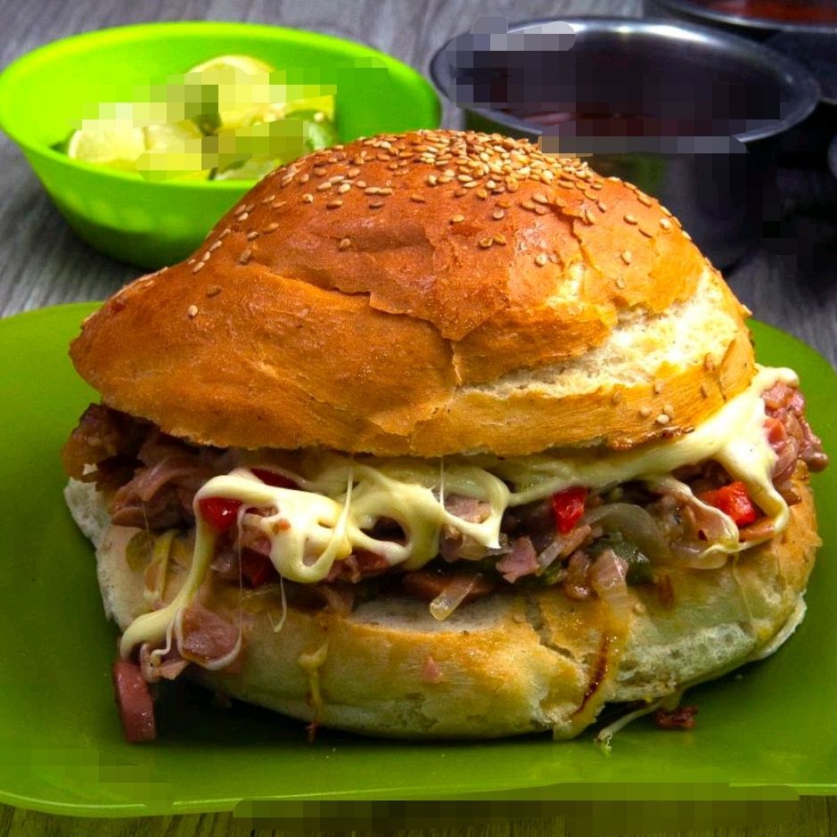 Cemita Con Queso Árabe o al Pastor
