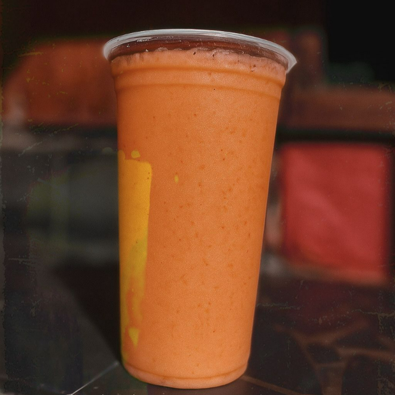 Abacaxi, Vinho, Gelo, Vodka, Leite Condensado, Sorvete, Creme de Leite