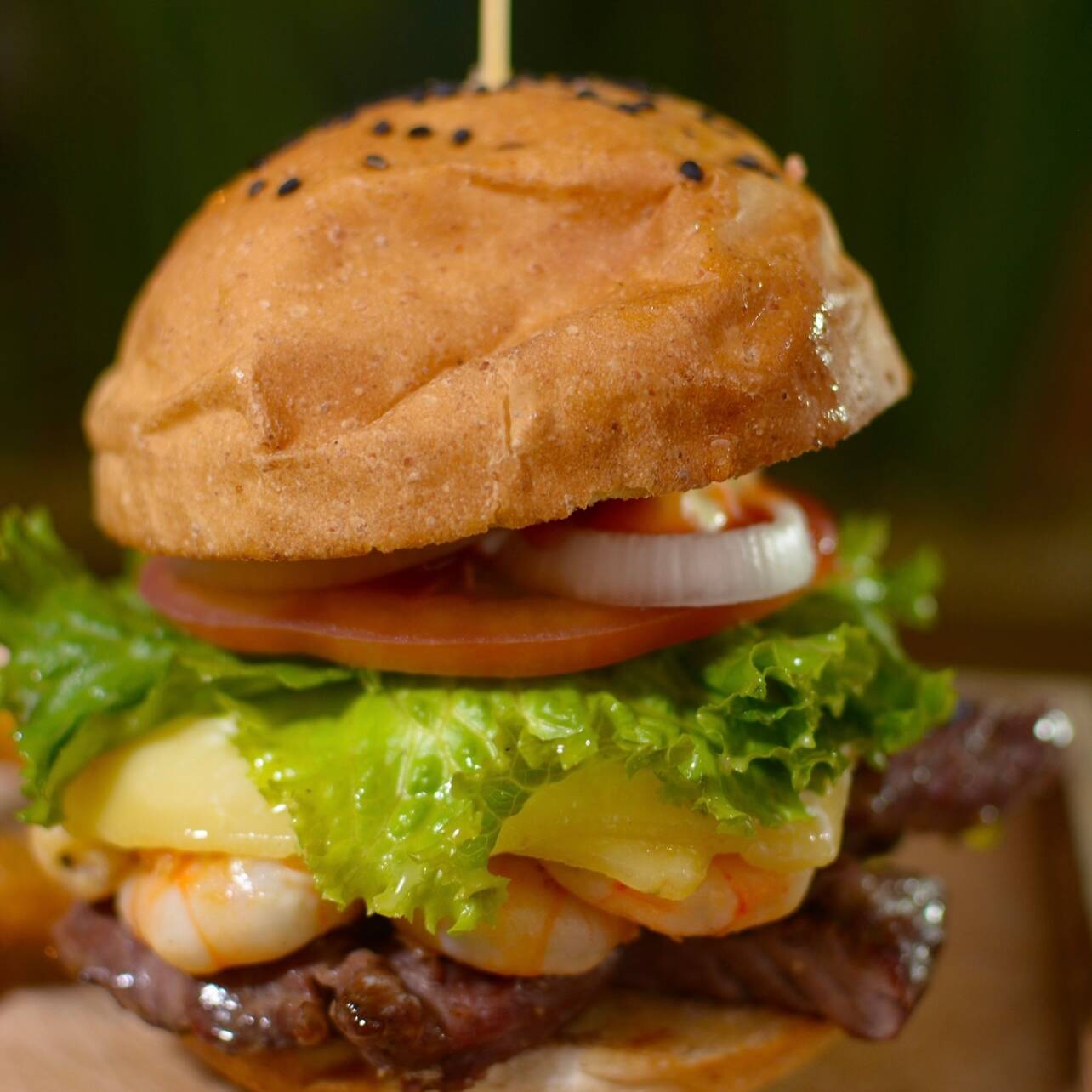 Deluxe Burger