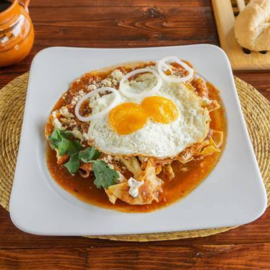 Chilaquiles con Huevo