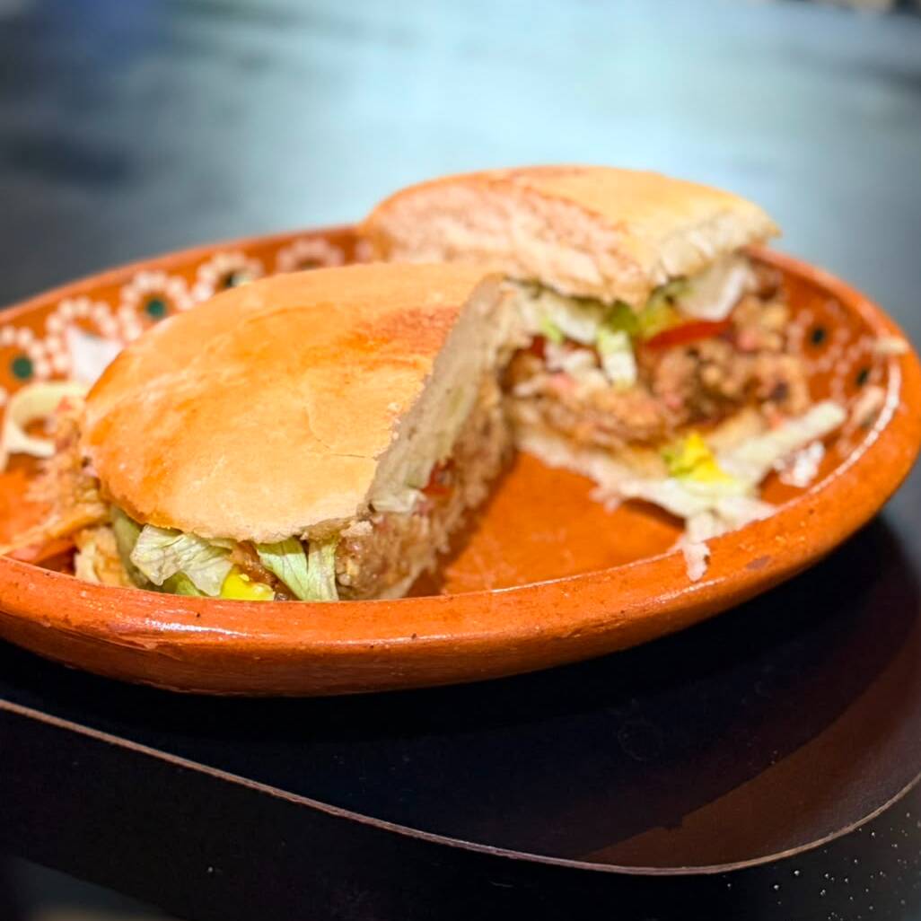 Torta de Arrachera