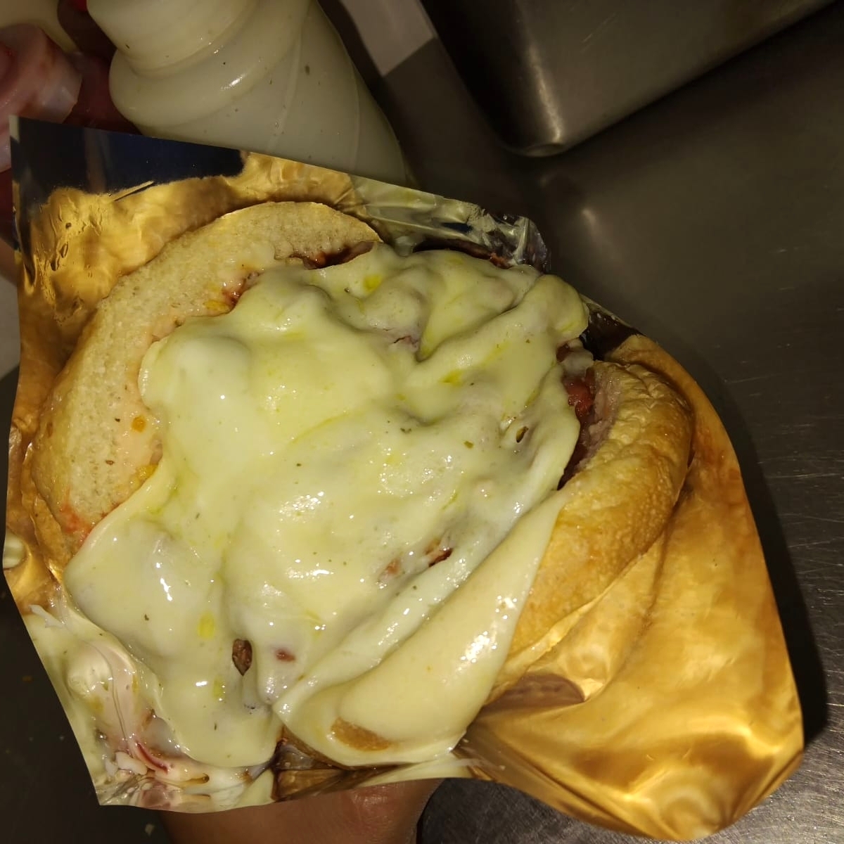 Hamburguesa con Queso o Tocineta
