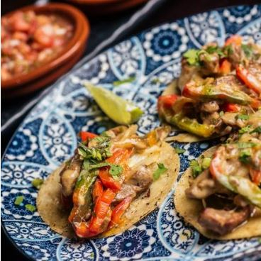 Tacos de Alambre de Pechuga de Pollo