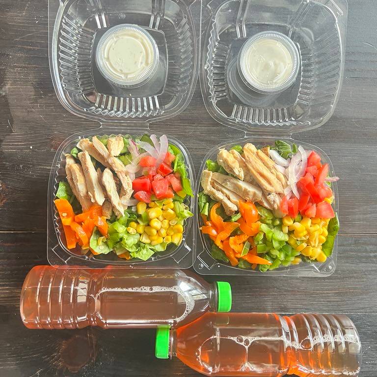 Combo - 2 Ensaladas + Bebidas