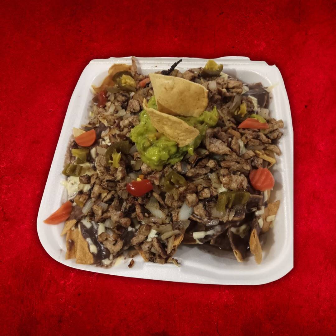 NACHOS ASADO