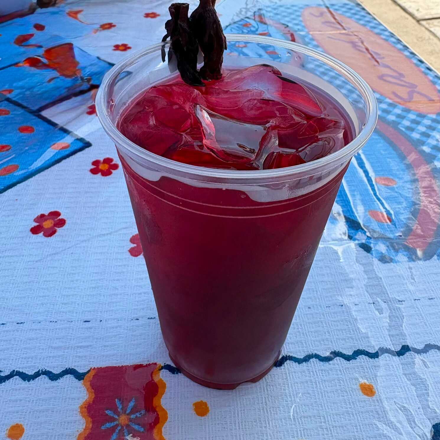 Agua de Jamaica Chica