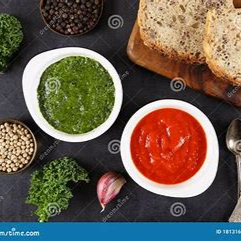 Mas Salsa de Aguacate, Salsa Roja y Limoncitos