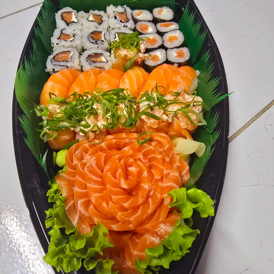 15 fatias salmão, 6 joy salmão, 6 niguiri salmão 8 uramaki salmão, 8 hossomaki salmão, 6 uni hot salmão