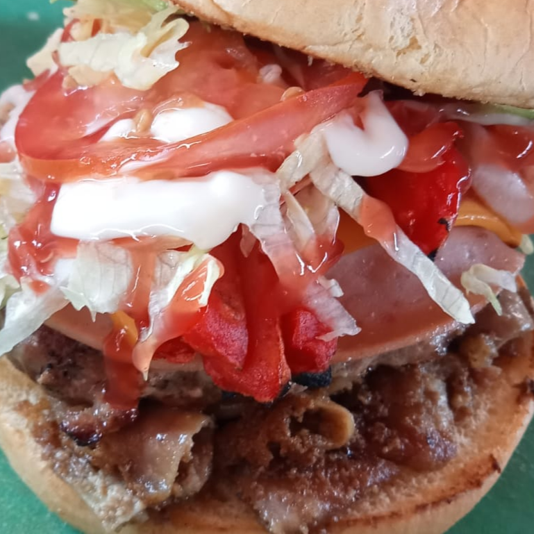 Hamburguesa Con Tripitas